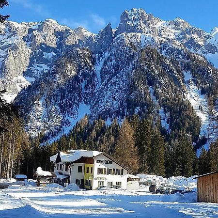 Hotel Ristorante Genzianella Madonna Exteriér fotografie