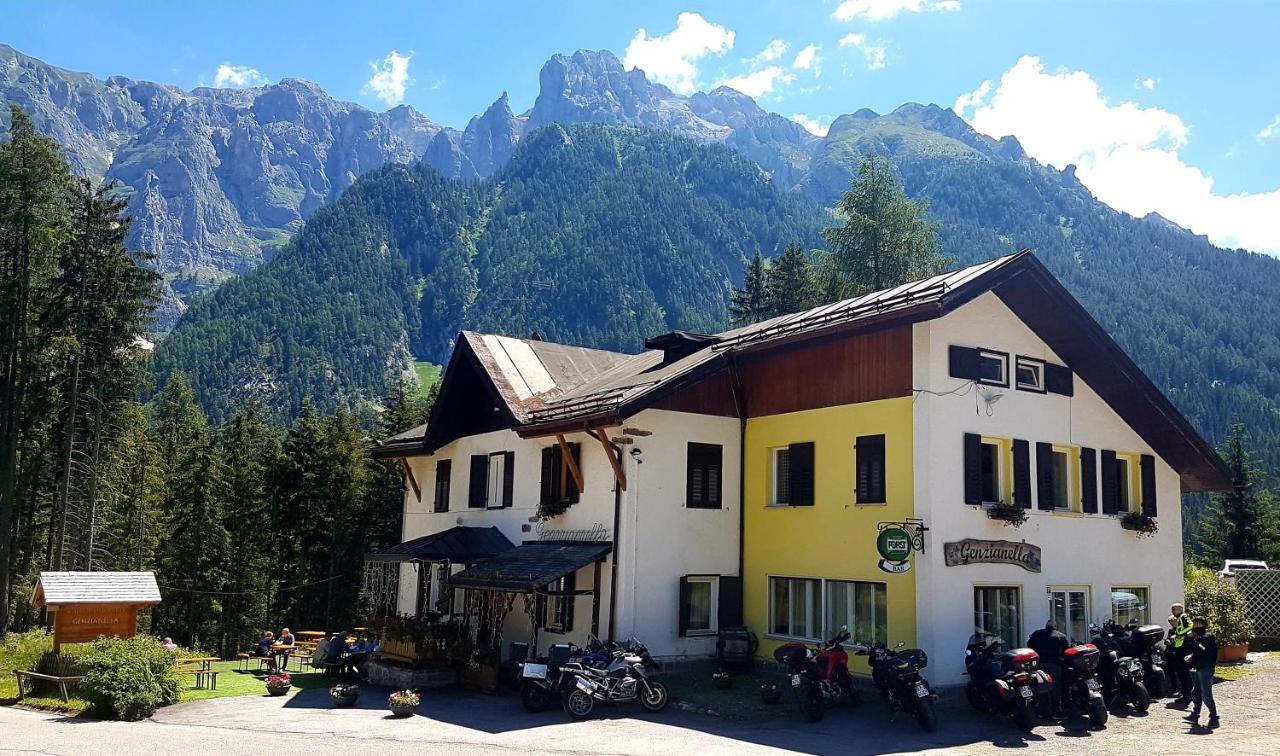Hotel Ristorante Genzianella Madonna Exteriér fotografie